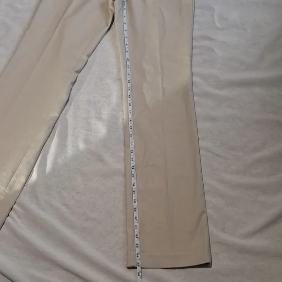 Banana Republic Jackson Fit. 4 Long. Tan. - Picture 3 of 12